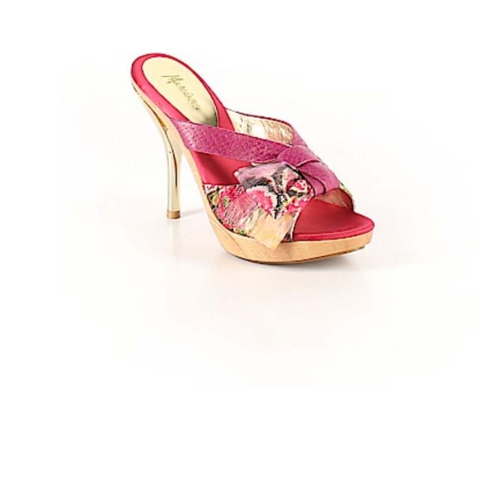 Peep toe pink pumps. Brand new in box